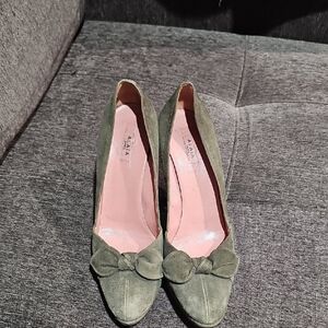 Alaia Olive Suede Heels with Bow